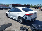 TOYOTA COROLLA LE 5YFEPMAEXMP201046 снимка