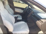TESLA MODEL X 100D/75D/P100D 5YJXCAE45JF103828 снимка