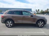 VOLKSWAGEN TOUAREG VR6 LUX WVGFF9BP2BD007322 снимка