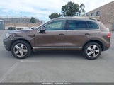 VOLKSWAGEN TOUAREG VR6 LUX WVGFF9BP2BD007322 photo
