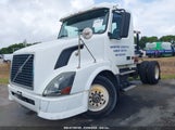 VOLVO VN VNL 4V4N19TG06N422866 снимка