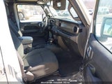 JEEP WRANGLER 4-DOOR SPORT S 4X4 1C4HJXDGXPW657346 fotografie