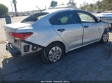KIA RIO LX 3KPA24AB0JE070676 снимка