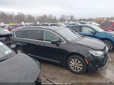 Chrysler Pacifica Touring L 2C4RC1BG9KR626251 снимка