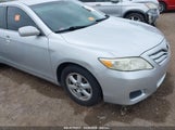 TOYOTA CAMRY LE 4T1BF3EK4AU509324 снимка