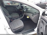 HYUNDAI ELANTRA SE 5NPDH4AE4GH729997 снимка