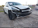 TESLA MODEL Y LONG RANGE DUAL MOTOR ALL-WHEEL DRIVE 7SAYGDEE6NF313110 fotografie
