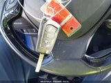 TOYOTA C-HR XLE NMTKHMBX6JR024898 photo