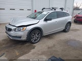 VOLVO V60 CROSS COUNTRY T5 YV4612HK7G1003617 fotografie