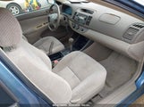 TOYOTA CAMRY LE 4T1BE32K34U827463 снимка
