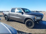 RAM 1500 LARAMIE 4X4 5'7 BOX 1C6SRFJT9NN262806 fotografie