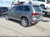 VOLKSWAGEN TOUAREG VR6 FSI WVGBF7A96AD002466 photo