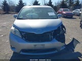 TOYOTA SIENNA XLE V6 5TDYK3DC7BS088130 снимка