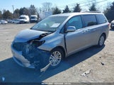 TOYOTA SIENNA XLE V6 5TDYK3DC7BS088130 снимка