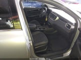 KIA SORENTO 2.4L LX 5XYPG4A31HG193291 photo