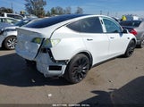 TESLA MODEL Y PERFORMANCE DUAL MOTOR ALL-WHEEL DRIVE 7SAYGDEF7NF439503 fotografie