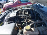 NISSAN XTERRA S 5N1AN08U68C528922 photo