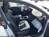 TESLA MODEL Y LONG RANGE DUAL MOTOR ALL-WHEEL DRIVE 7SAYGDEE5RF181334 fotografie