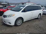 TOYOTA SIENNA XLE 5TDDK3DC3BS029395 снимка
