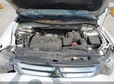 MITSUBISHI OUTLANDER SE JA4AD3A38FZ000264 снимка