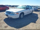 FORD CROWN VICTORIA LX 2FAFP74W63X183638 снимка
