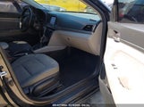 HYUNDAI ELANTRA SE 5NPD84LF8HH074685 снимка