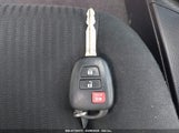TOYOTA RAV4 LE JTMBFREV2GJ097058 снимка