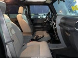 JEEP WRANGLER UNLIMITED SAHARA 1J8GA59148L530995 fotografie