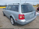 VOLKSWAGEN PASSAT GLX WVWWH63B12E056053 снимка