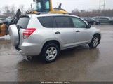 TOYOTA RAV4 JTMBF4DV8AD023895 снимка