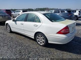MERCEDES-BENZ C 240 LUXURY WDBRF61J25A701333 снимка