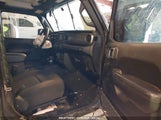 JEEP WRANGLER UNLIMITED SPORT S 4X4 1C4HJXDG4LW120627 fotografie