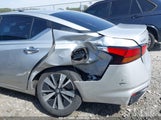 NISSAN ALTIMA SV FWD 1N4BL4DV7NN301748 fotografie