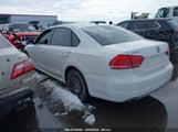 VOLKSWAGEN PASSAT 1.8T S 1VWAT7A3XFC061034 снимка