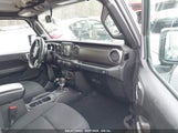 JEEP WRANGLER UNLIMITED SPORT S 4X4 1C4HJXDG1JW133543 снимка