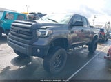 TOYOTA TUNDRA SR5 5.7L V8 5TFUW5F1XHX620547 photo
