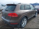 VOLKSWAGEN TOUAREG VR6 EXECUTIVE WVGEF9BP1DD012851 photo
