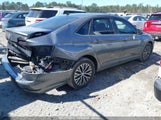 VOLKSWAGEN JETTA 1.4T R-LINE/1.4T S/1.4T SE 3VWC57BU3KM143822 снимка