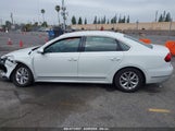 VOLKSWAGEN PASSAT 1.8T S 1VWAT7A36HC043259 снимка