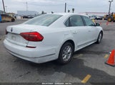 VOLKSWAGEN PASSAT 1.8T S 1VWAT7A36HC043259 снимка