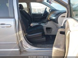 DODGE GRAND CARAVAN SXT 2C4RDGCG1FR745447 снимка
