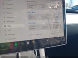 TESLA MODEL Y AWD/LONG RANGE DUAL MOTOR ALL-WHEEL DRIVE 7SAYGDEE0PA202150 fotografie