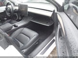TESLA MODEL 3 REAR-WHEEL DRIVE 5YJ3E1EA8PF578199 снимка