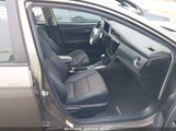 TOYOTA COROLLA SE 5YFBURHE0JP803111 снимка