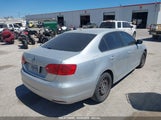 VOLKSWAGEN JETTA 2.0L S 3VW2K7AJ6CM350492 снимка
