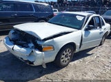 FORD CROWN VICTORIA LX 2FAFP74V68X132011 снимка
