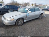 LINCOLN TOWN CAR SIGNATURE LIMITED 2LNHM82V78X646773 fotografie