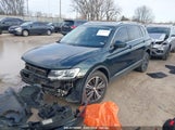 VOLKSWAGEN TIGUAN 2.0T SE/2.0T SEL/2.0T SEL R-LINE/2.0T SEL R-LINE BLACK 3VV2B7AX1KM154435 снимка