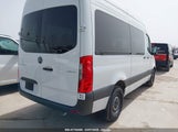 MERCEDES-BENZ SPRINTER STANDARD ROOF 4-CYL DIESEL W1Z4KFHY4RP738548 fotografie
