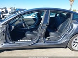 TESLA MODEL 3 REAR-WHEEL DRIVE 5YJ3E1EA8NF241691 снимка